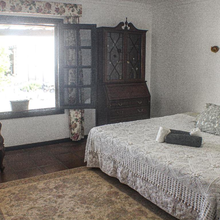 Habitaciones Doña Cris - Habitación Deluxe con baño compartido - Cama extragrande - 3