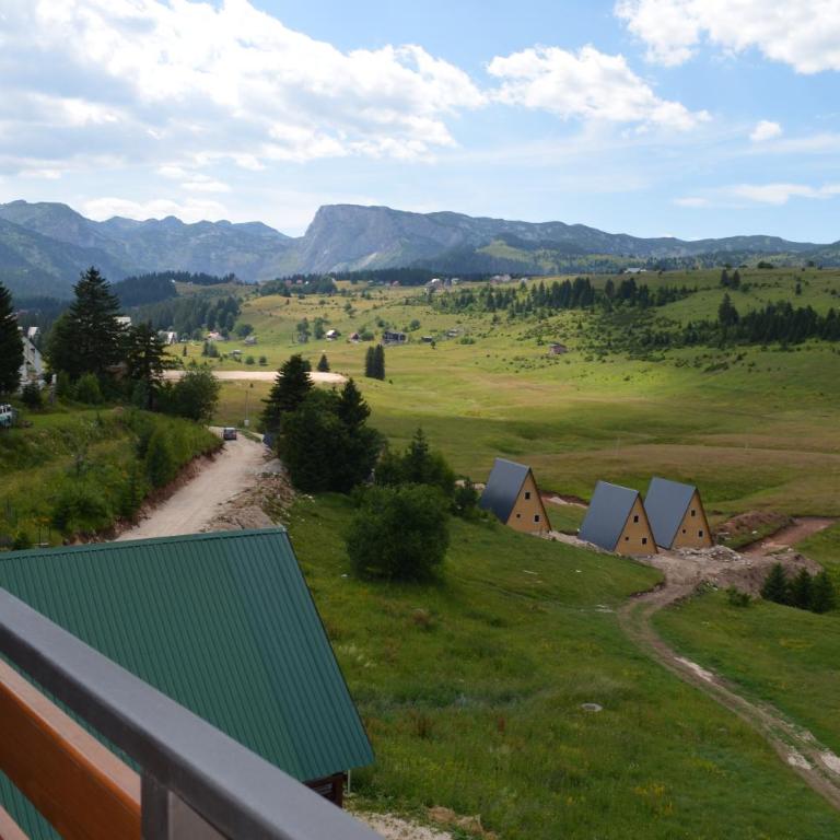 Apartmani Srećko - Two-Bedroom Apartment with Mountain View - 12