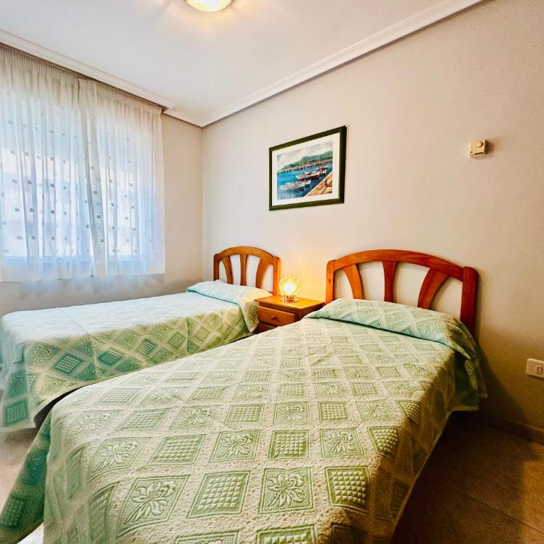 APARTAMENTO 2 Hab CON PISCINA Y GARAJE - Apartamento de 2 dormitorios con terraza y vistas al mar - 7