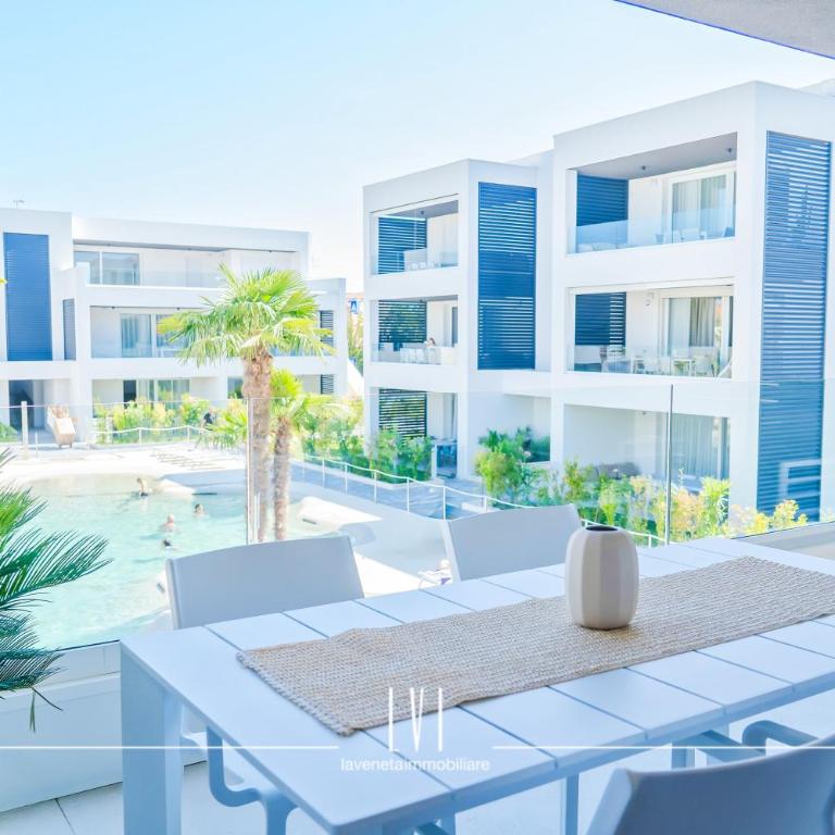 OasiSole Suite con terrazza e piscina - Appartamento con 2 Camere da Letto - 1