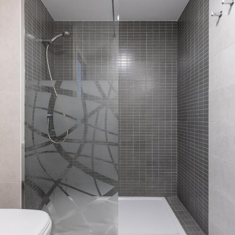 Rentalmar Zahara family suites - One-Bedroom Apartment - 30