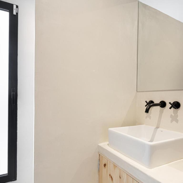 Travel Habitat Playa del Cabanyal - Apartamento de 1 dormitorio con terraza - 6