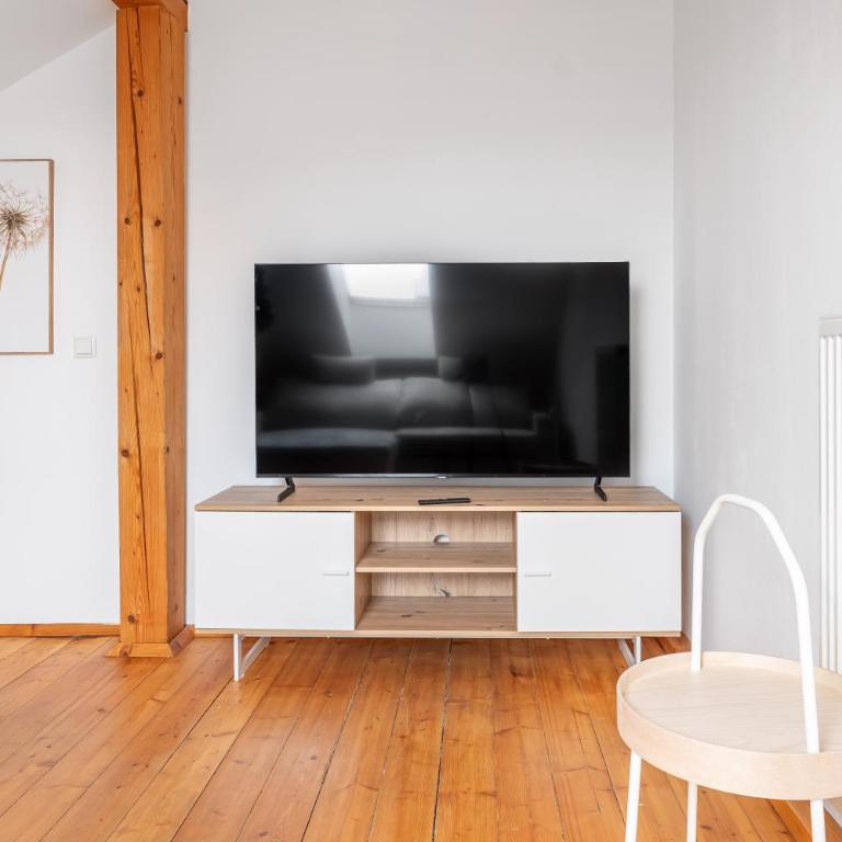 Alpena Homes, Zentrum, Domblick, Küche - Apartment mit 1 Schlafzimmer - 2