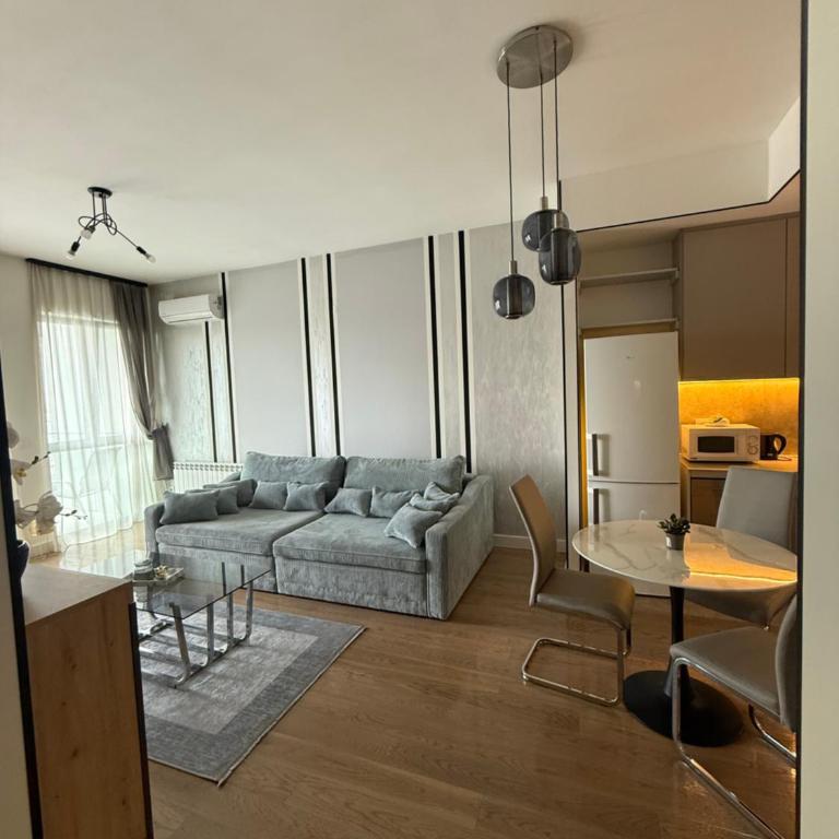 ASTRA LUX - Galerija Beograd na vodi - Belgrade Waterfront - Deluxe One-Bedroom Apartment - 2