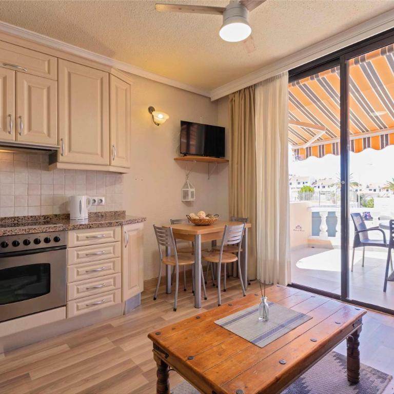 Paradise Court 1 BR Condo with Pool, Costa Adeje - One-Bedroom Apartment - 29