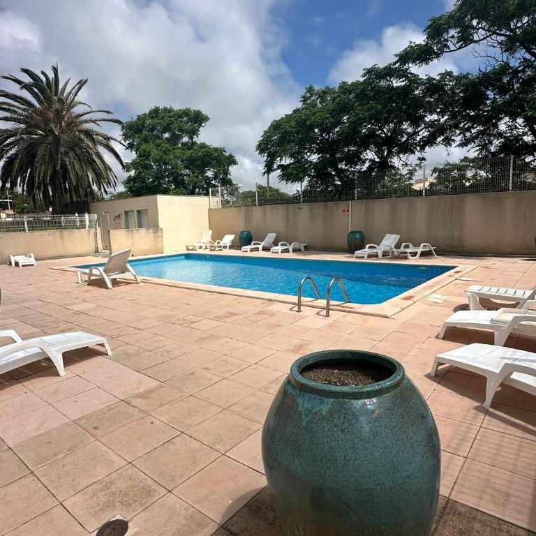 Calia by Pom, parking, piscine - Apartment mit 1 Schlafzimmer - 3