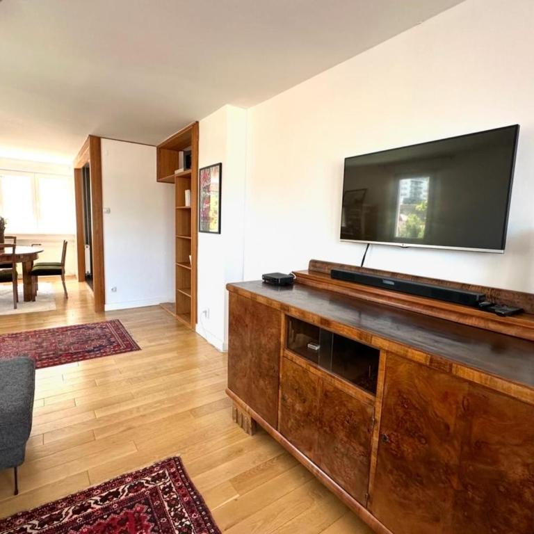 Skyline Apartment in Center - Sarajevo Best City View - Two-Bedroom Apartment - 5