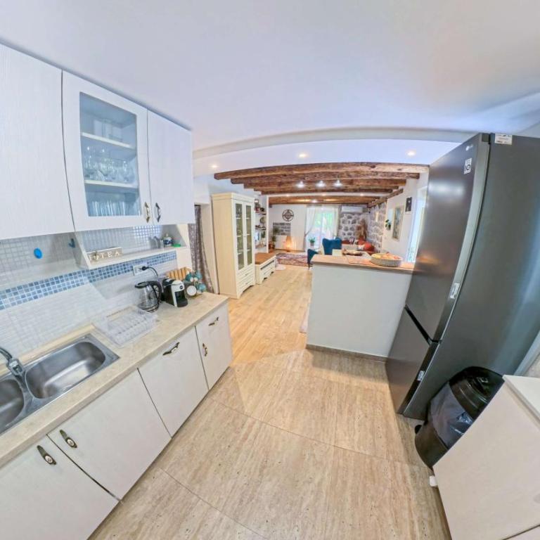 Vila Haritina - Three-Bedroom Vacation Home - 60