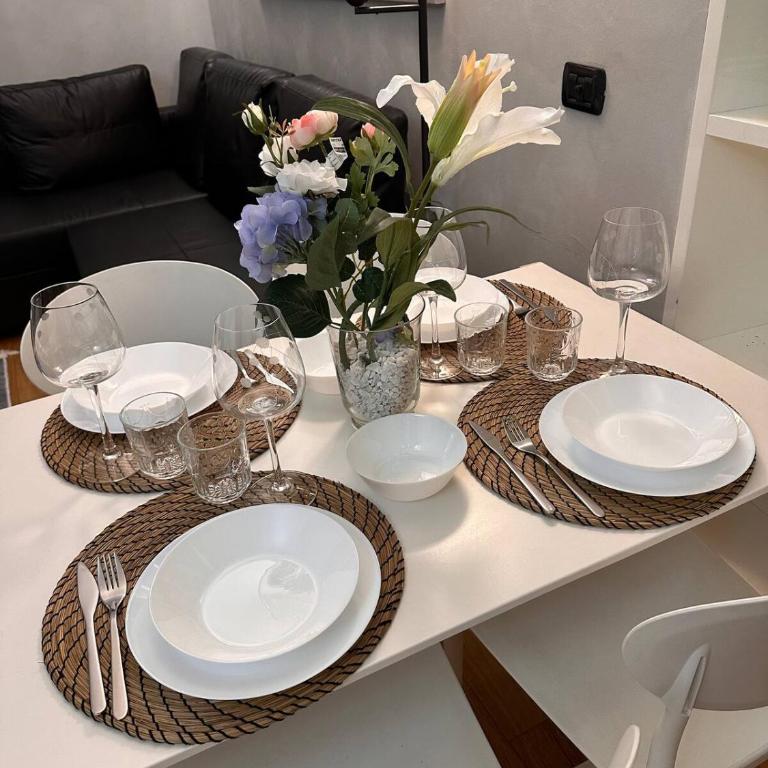 Centro Milano Garibaldi M2 - Appartamento con 2 Camere da Letto - 14