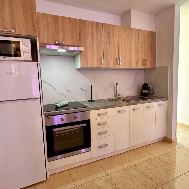 Amplio y luminoso apartamento con vistas al mar Mareverde - Apartamento de 1 dormitorio - 5