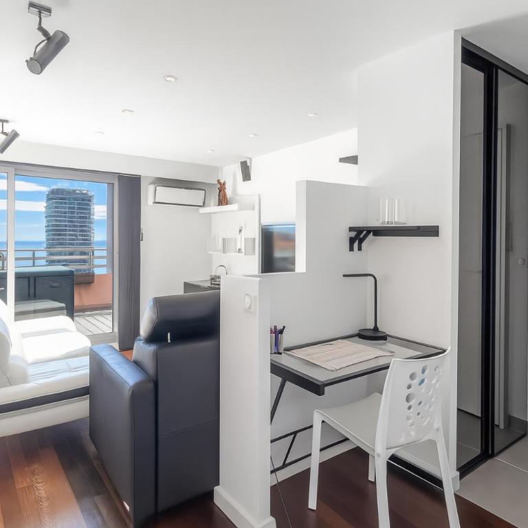 Stunning Renovated 1-Bedroom Breathtaking View - Appartement 1 Chambre - 8