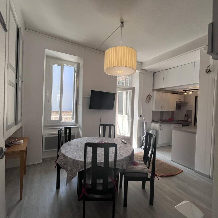 Appartement au cœur de Cauterets, confort, calme et proximité des thermes - FR-1-812-139 - Appartement - 1