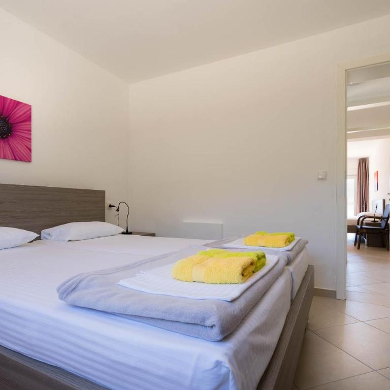Dubrava Sea View Apartments - Family Studio - 8