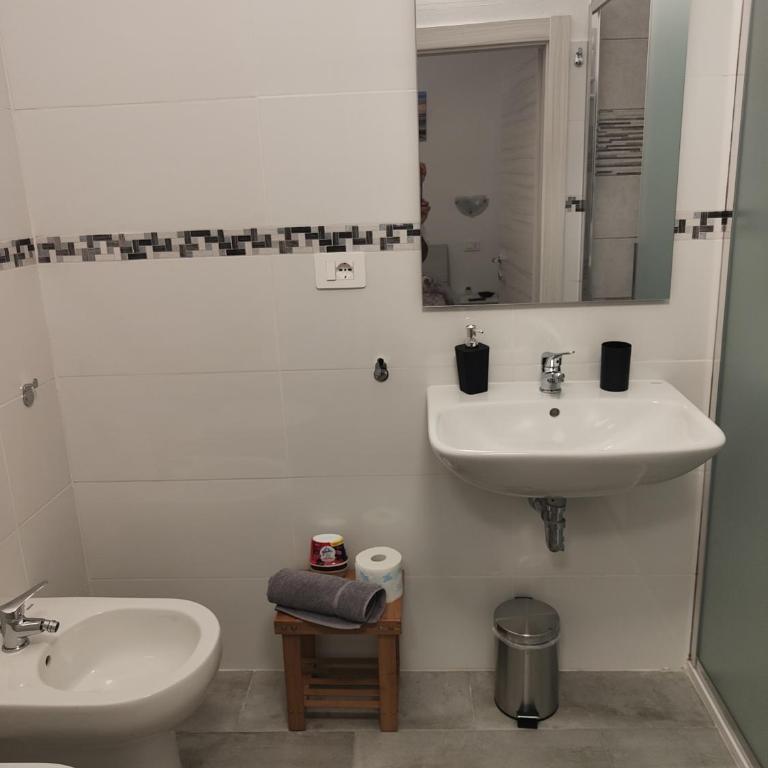 Seunis rooms - Camera Matrimoniale con Bagno Privato - 20