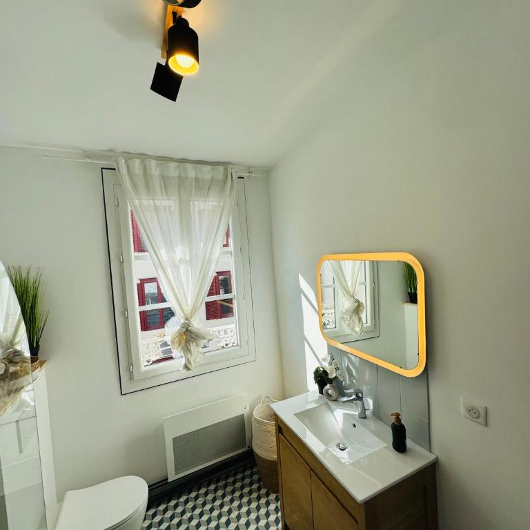 Le Pent House Limoges - One-Bedroom Apartment - 13