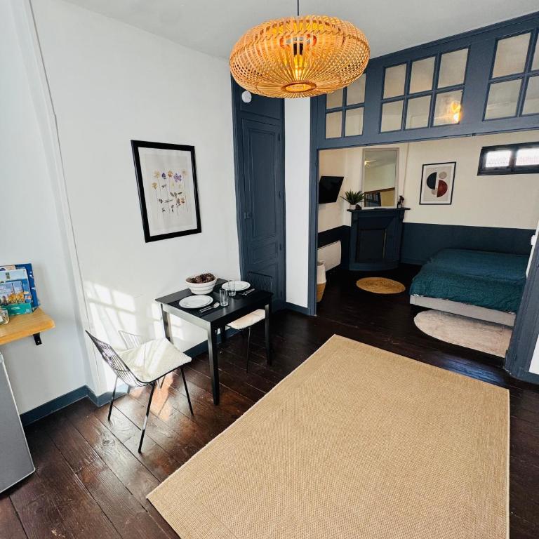 Le Pent House Limoges - One-Bedroom Apartment - 4