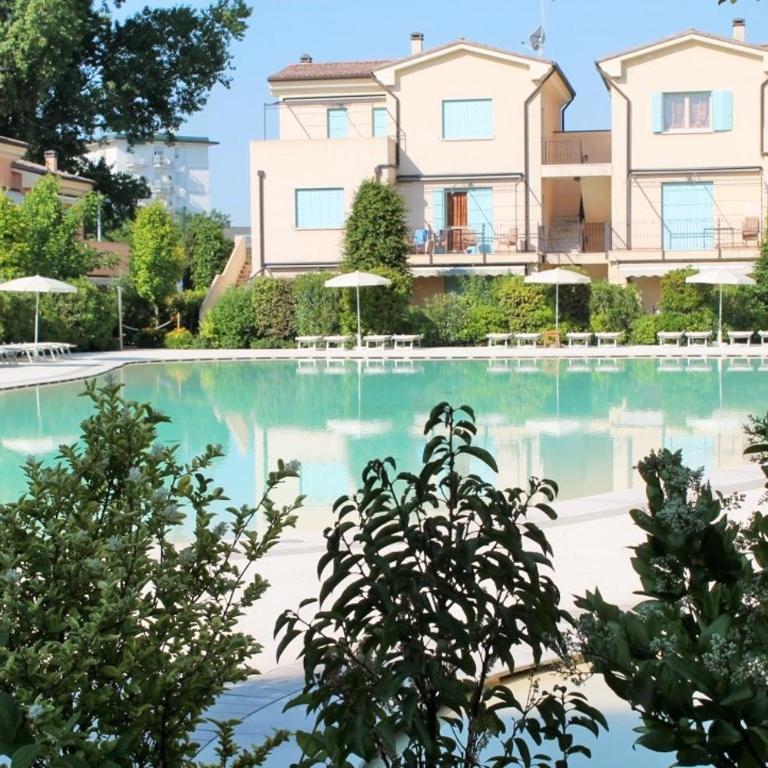 Borgo dei Fiori piano terra Vista Piscina - Appartamento con 2 Camere da Letto - 3
