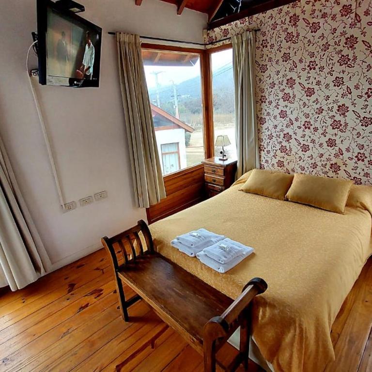 Ayres del Lago Complejo de Cabañas en Potrero de los Funes - Habitación Familiar - 1