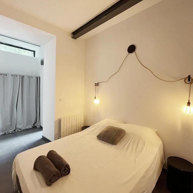 Longchamp T2 - Appartement 1 Chambre avec Terrasse - 4