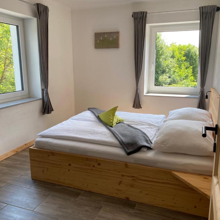 Ferienwohnung Liana - Apartment mit 2 Schlafzimmern und Bergblick - 8