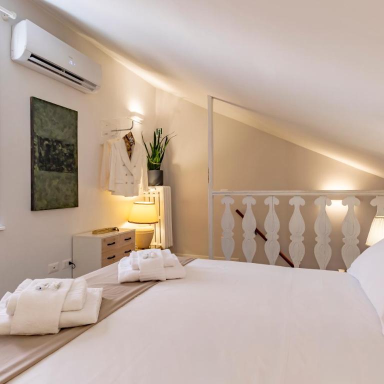 Palazzo storico Dormo da Lisa - Colosseo - Villa con 2 Camere da Letto - 10