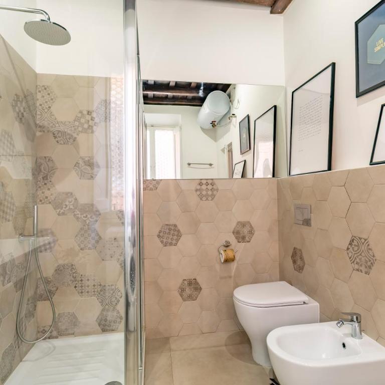 Palazzo storico Dormo da Lisa - Colosseo - Villa con 2 Camere da Letto - 26