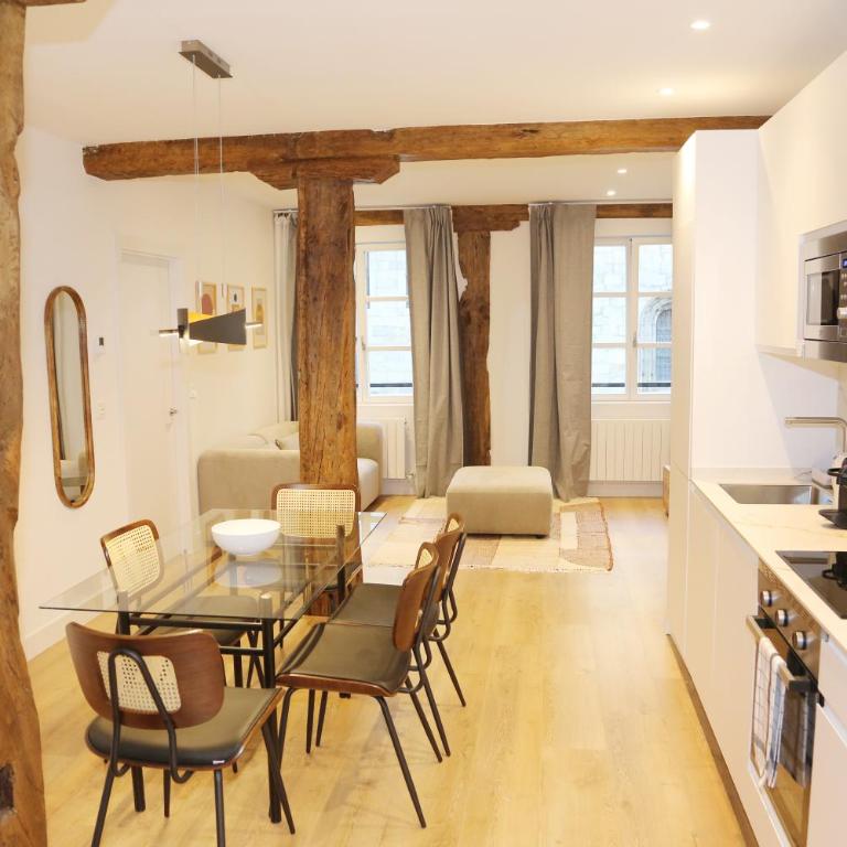 Piso de 3 habitaciones frente a la Catedral - Three-Bedroom Apartment - 20
