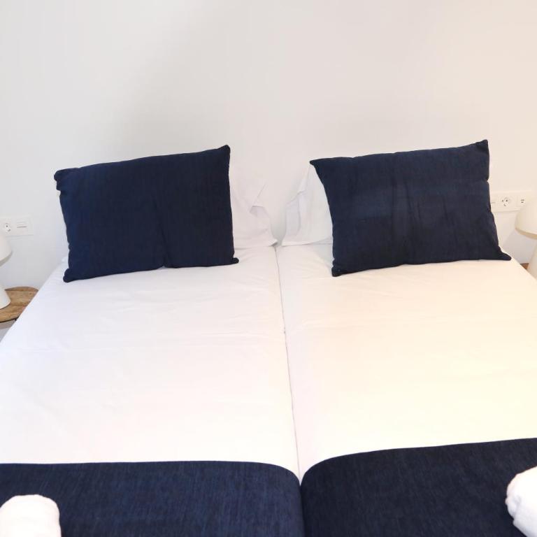 Piso de 3 habitaciones frente a la Catedral - Three-Bedroom Apartment - 23