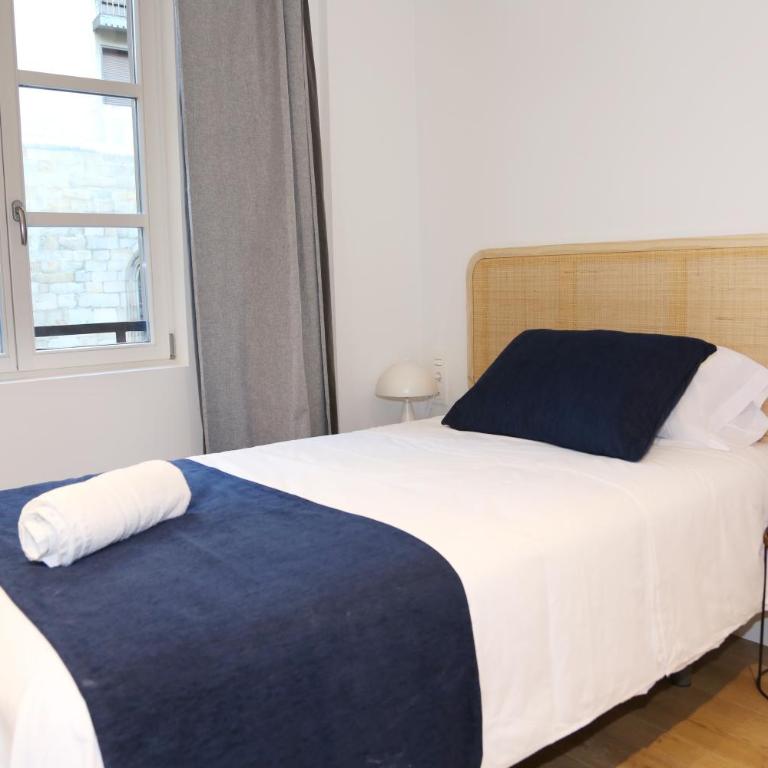 Piso de 3 habitaciones frente a la Catedral - Three-Bedroom Apartment - 31