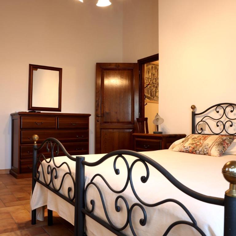 Tognazzi Casa Vacanze - Appartamento Rebecca - Two-Bedroom Apartment - 20