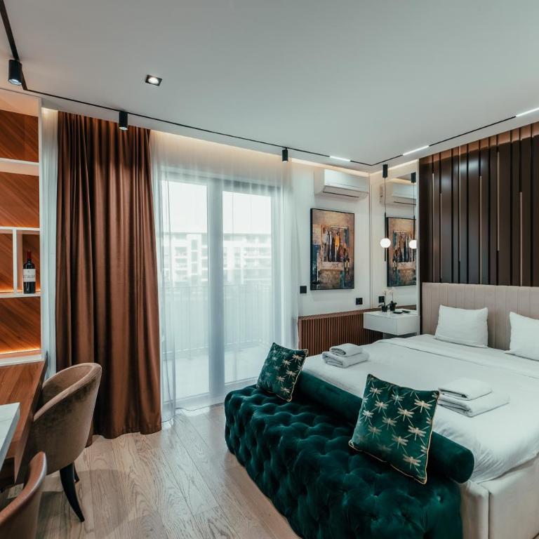 BW Symphony Suites - Queen Studio - 7