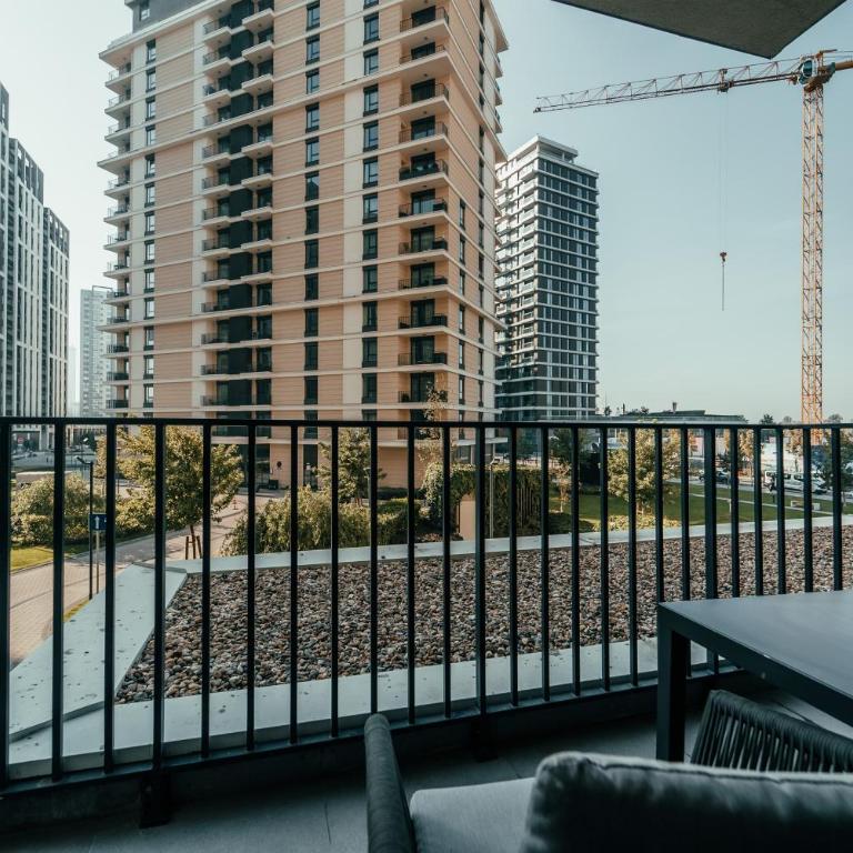 BW Symphony Suites - Standard Studio - 12