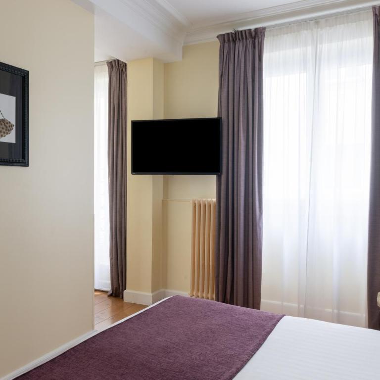 Le 123 Elysees - Astotel - Privilege Family Room - 2 Rooms - 5