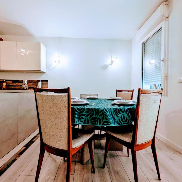 Chic and spacious apart with parking and garden - Appartamento con 3 Camere da Letto - 3