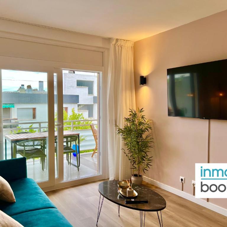 Beach Elegance Apartment Salou - One-Bedroom Apartment - 8