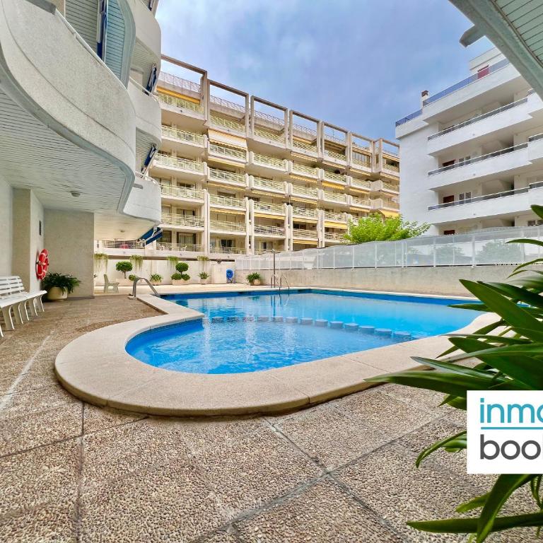 Beach Elegance Apartment Salou - One-Bedroom Apartment - 14
