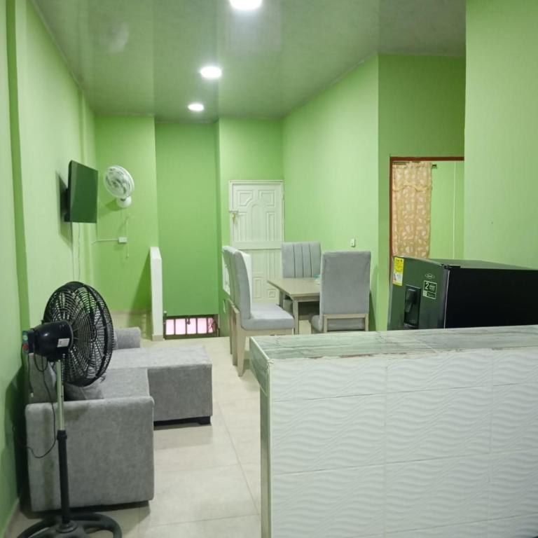Apartamentos el farol - Habitación Doble Familiar - 9