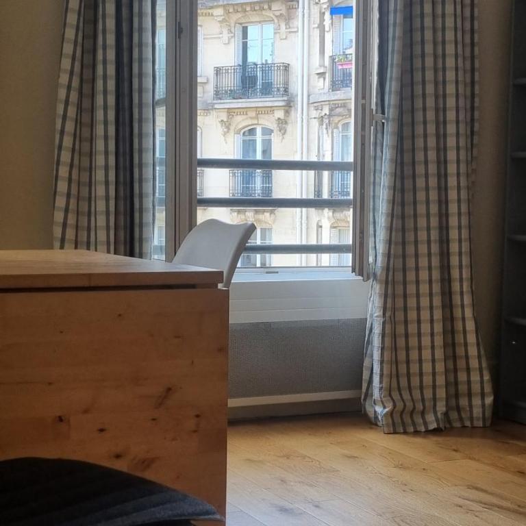 Charmant studio proche de la Tour Eiffel - Appartement 1 Chambre - 7