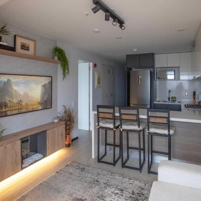 Charming 1BR Pool and Shared Space - Apartamento - 2