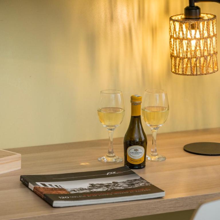 Catania Urban Rooms - Artistic Design Rooms in Catania Center near Via Etnea - Discover our Promo on www cataniaurbanrooms it - Double Room - 4