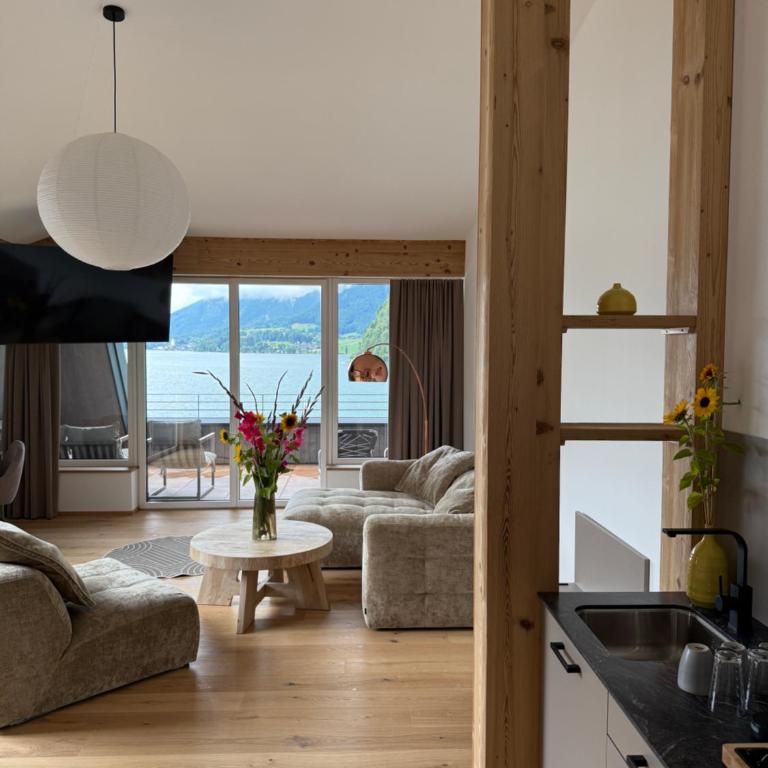 Seehotel Lilly - Superior Suite mit Seeblick - 6