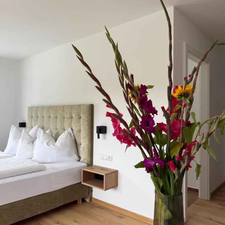 Seehotel Lilly - Familienzimmer mit Seeblick - 3