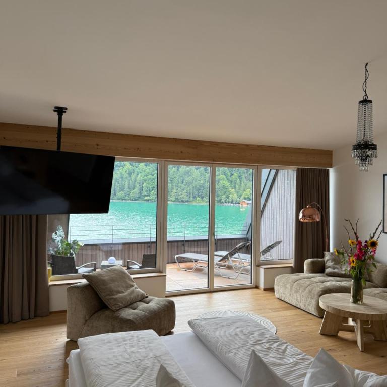 Seehotel Lilly - Superior Suite mit Seeblick - 4