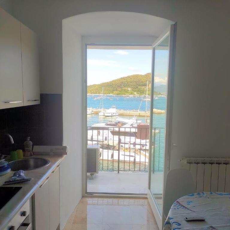 La terrazza sul mare - Appartamento con 2 Camere da Letto - 8