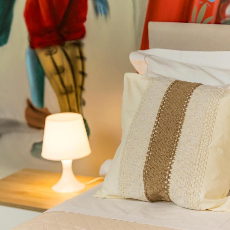 Catania Urban Rooms - Artistic Design Rooms in Catania Center near Via Etnea - Discover our Promo on www cataniaurbanrooms it - Double Room with Extra Bed - 2