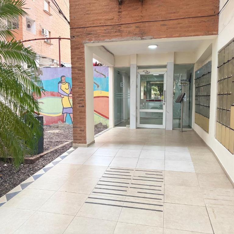 Temporario en Resistencia con cochera - Apartamento de 1 dormitorio - 2