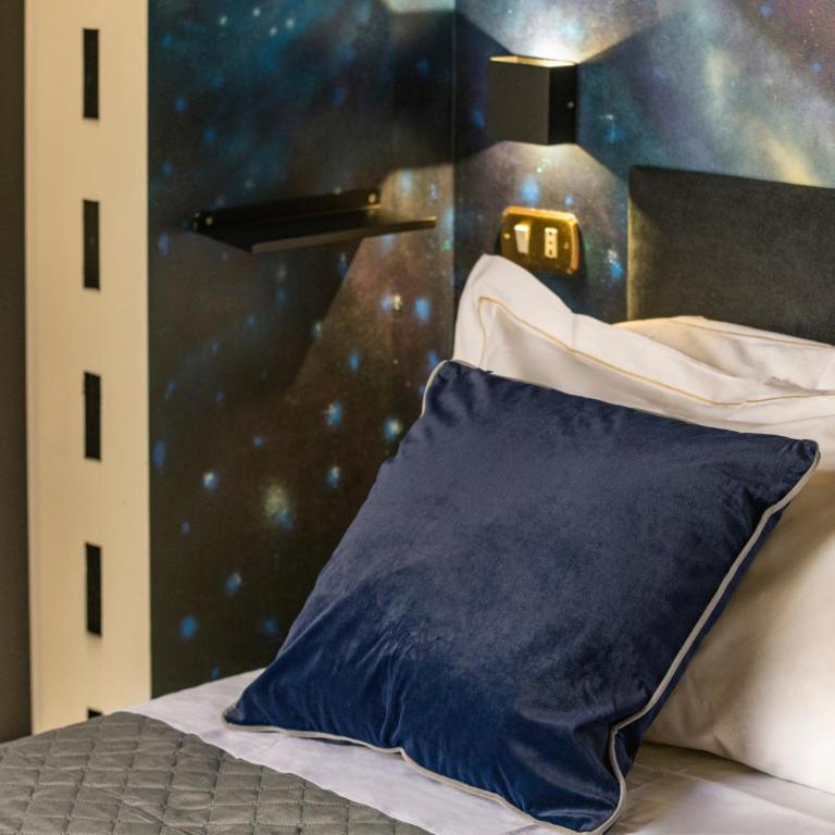 Catania Urban Rooms - Artistic Design Rooms in Catania Center near Via Etnea - Discover our Promo on www cataniaurbanrooms it - Double Room - 6