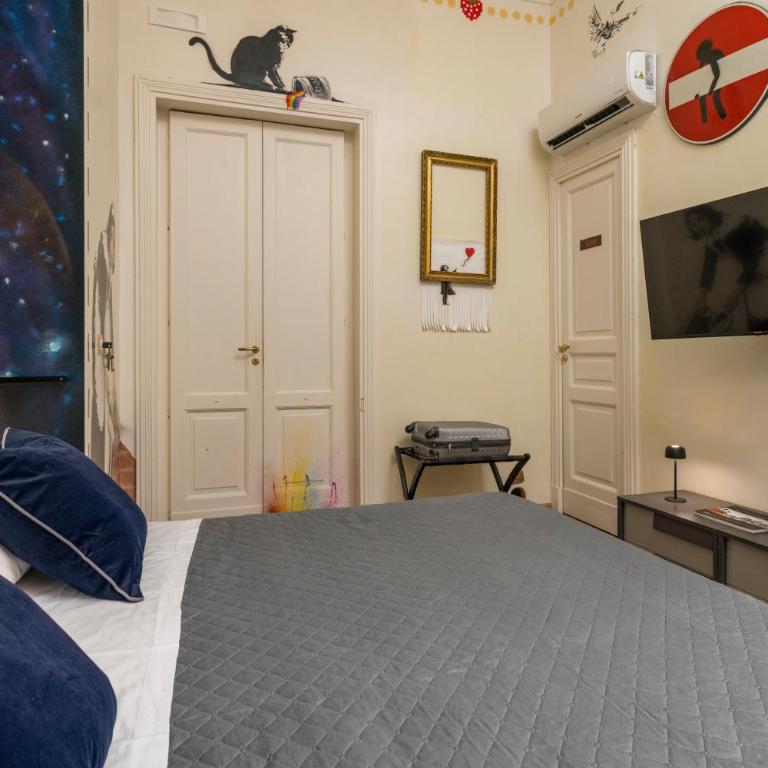 Catania Urban Rooms - Artistic Design Rooms in Catania Center near Via Etnea - Discover our Promo on www cataniaurbanrooms it - Double Room - 7