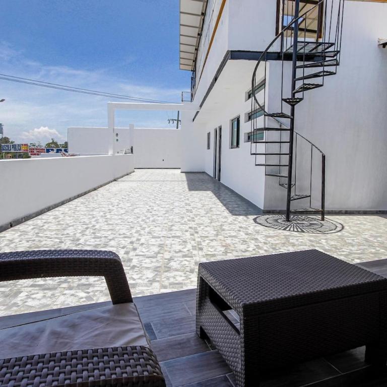 Coyula Getaway Relax, Fun & Private Pool - Three-Bedroom House - 12