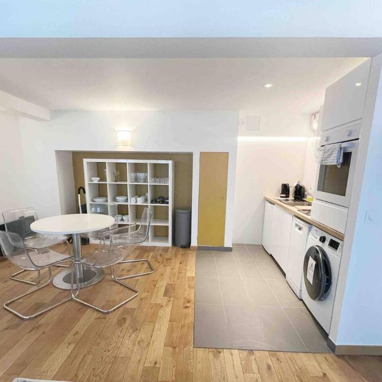 50m2 rue rambuteau/Pompidou/Marais/Hôtel de Ville - Apartment - 32